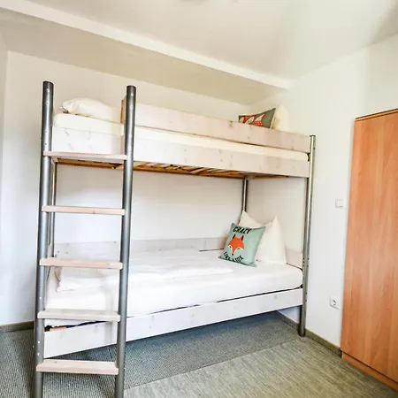 St Lukas Apartment *