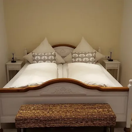 St Lukas Apartment *