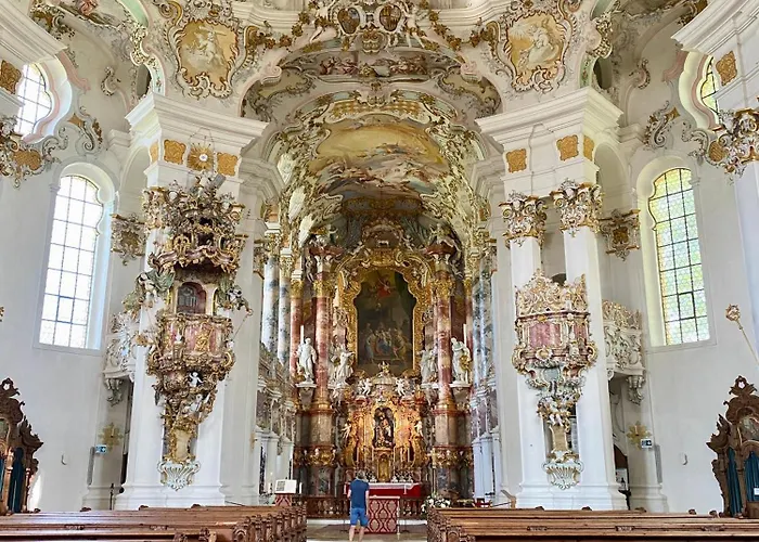 St Lukas شقة اوبرامرغو